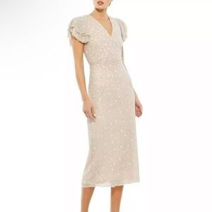NWT Mac Duggal cream midi dress size 8 10810